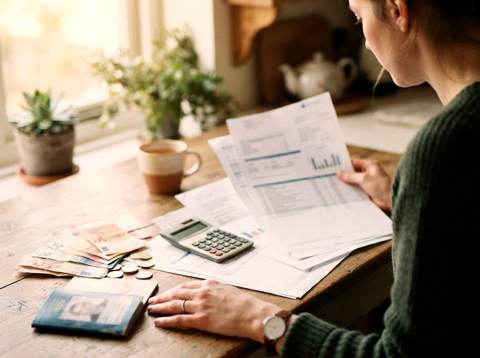 Foreign Savings Account: How It Works Explained